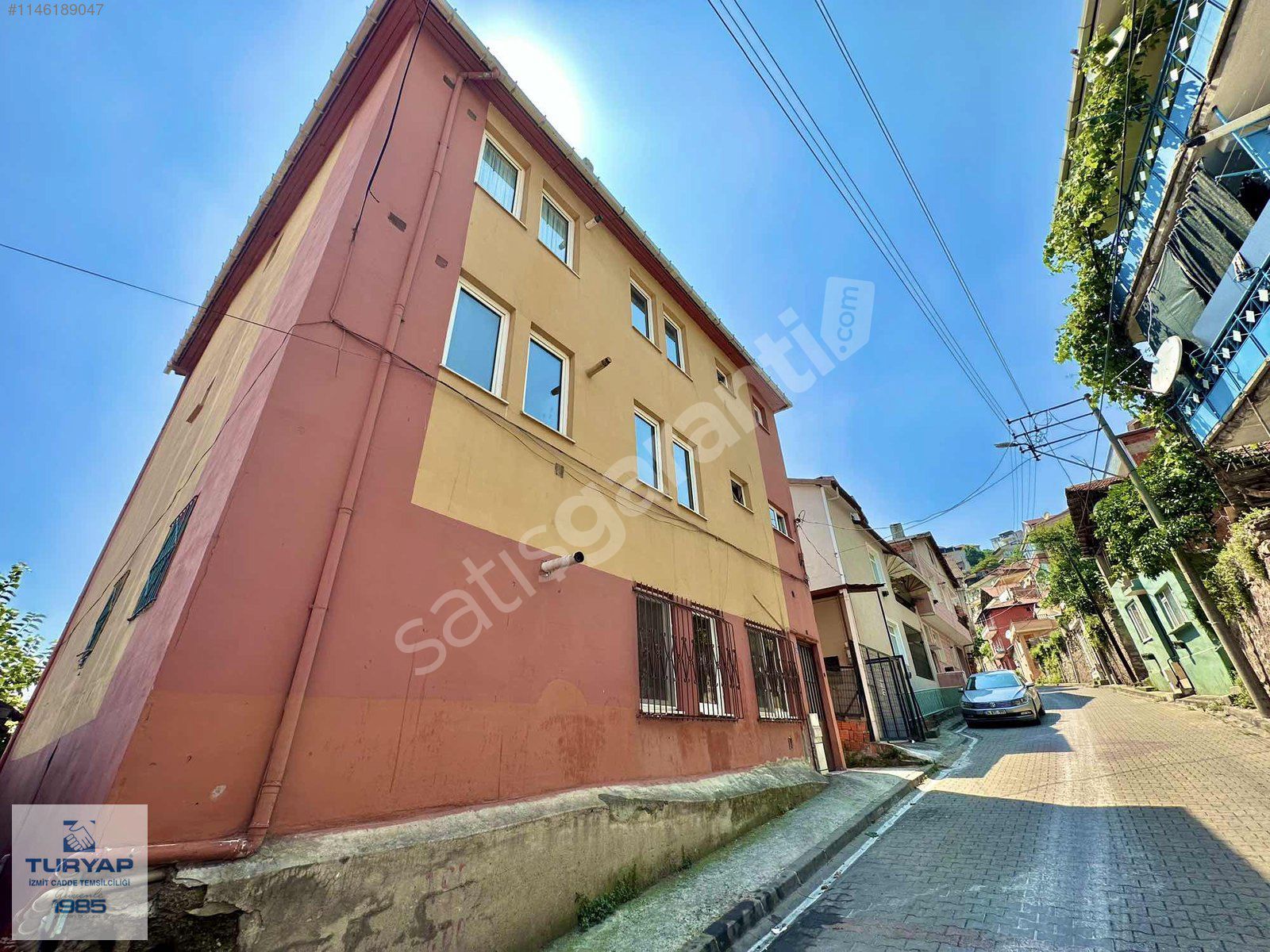 Turyap İzmit Cadde'den 4 KATLI 28 BİN TL KİRACILI SATILIK BİNA