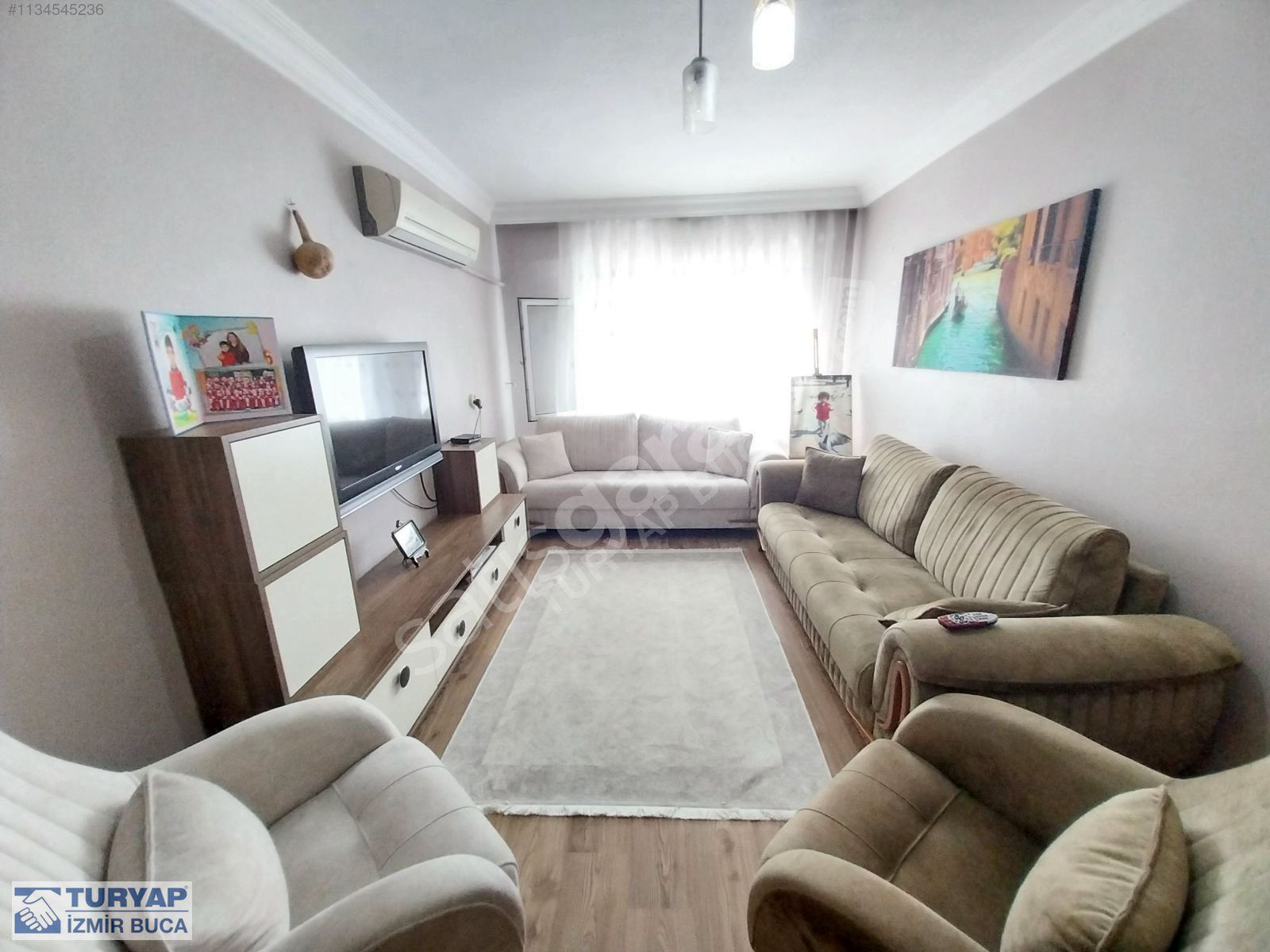 Buca Yenigün'de Satılık Doğalgazlı 3+1 Kapalı Mutfaklı Daire