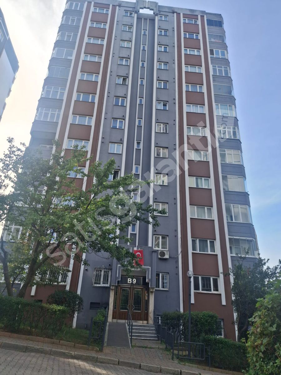 Başakşehir Başak Mahallesi'nde Kiralık 2+1 Daire - 87m²