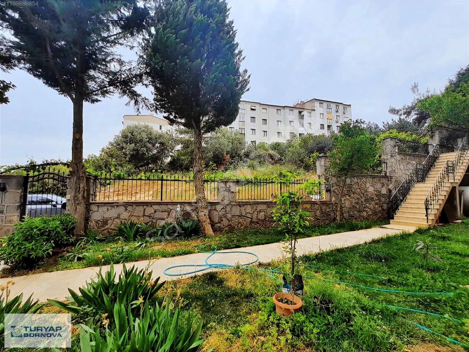 Bornova Evka 3 'te Satılık 3+1 Daire