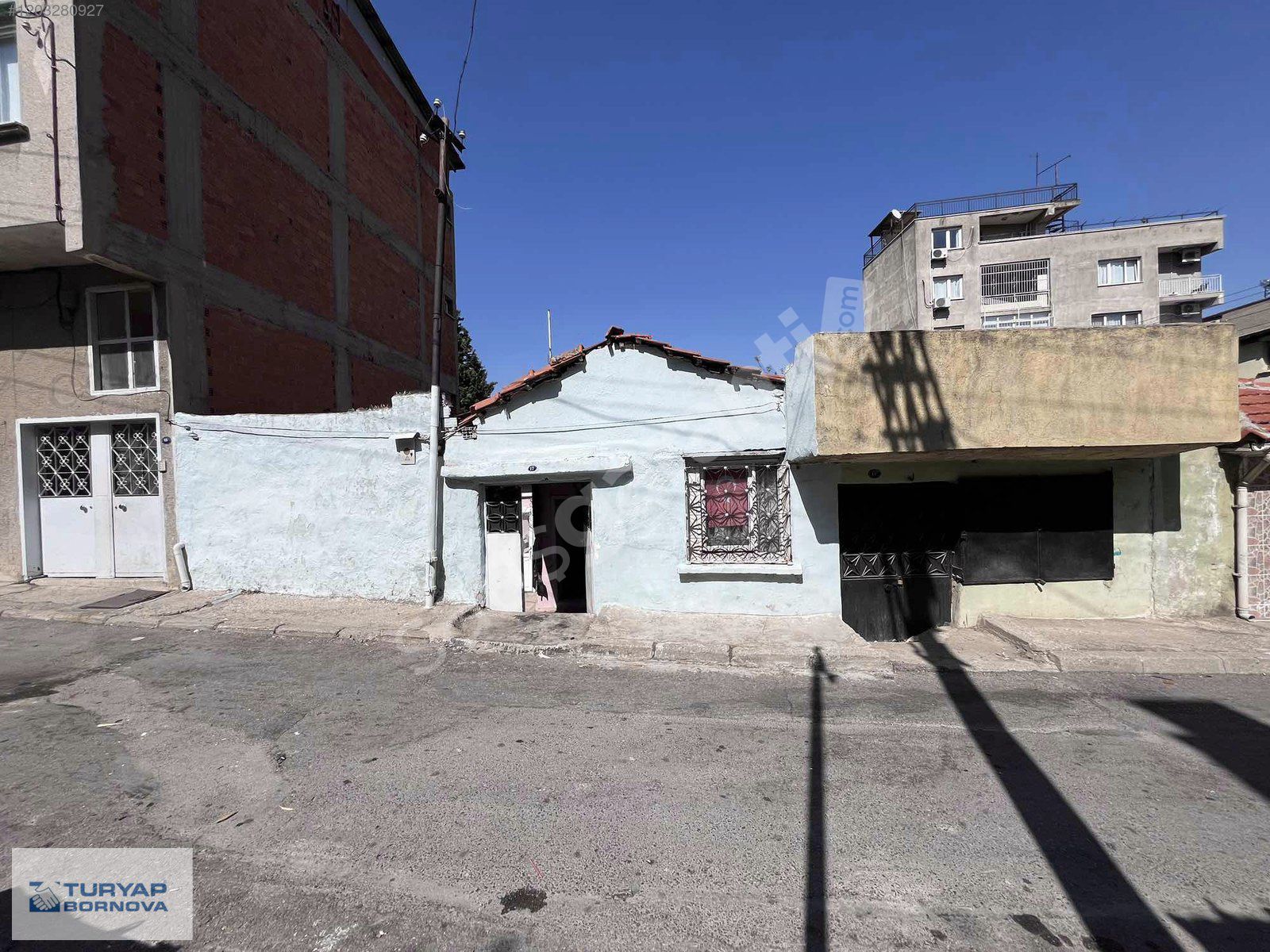 İzmir Konak 26 Ağustos Mah. Satılık Müsatakil Ev