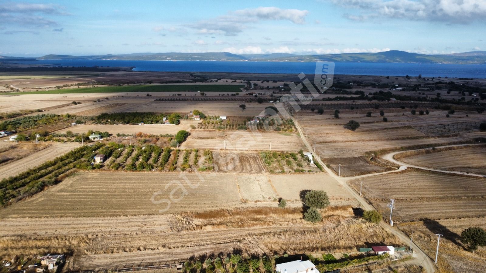 ÇANAKKALE HAN EMLAK OTOMOTİV'DEN MUSAKÖY'DE 1350 m2 SATILIK TARLA