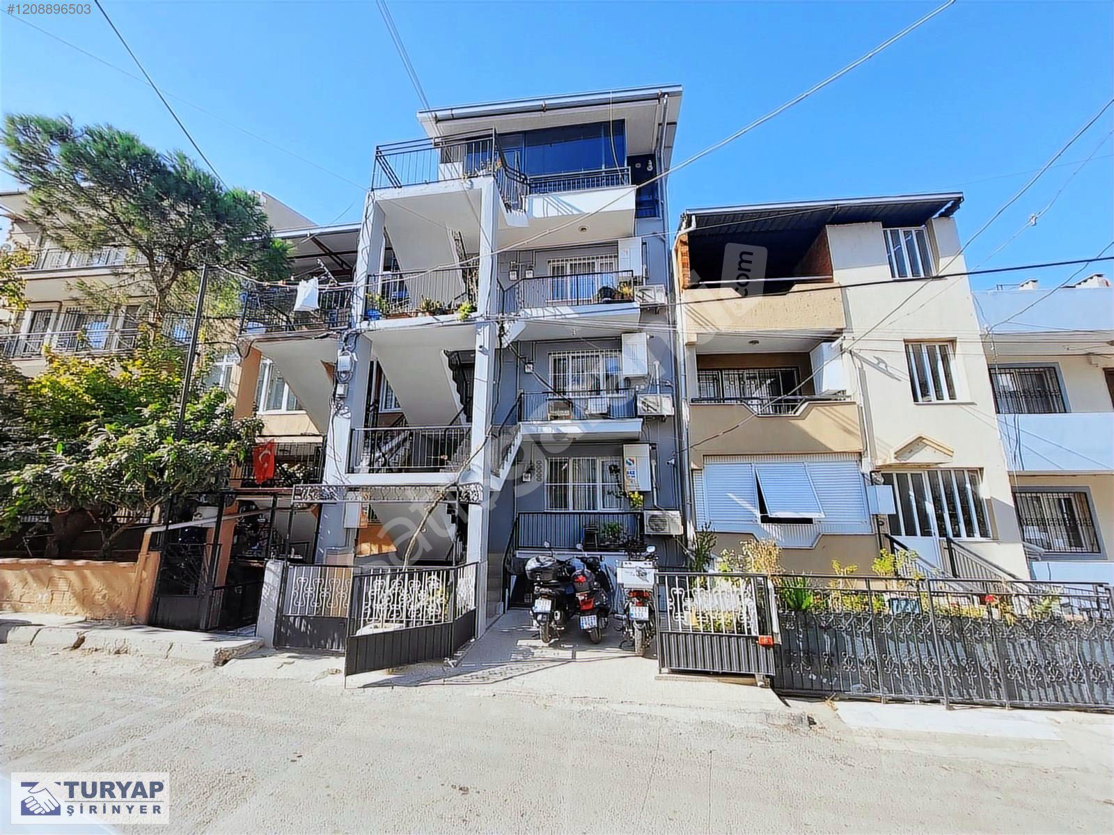 Buca Ufuk Mh. 3+1 120M2 Doğalgazlı Ara Kat Satılık Daire