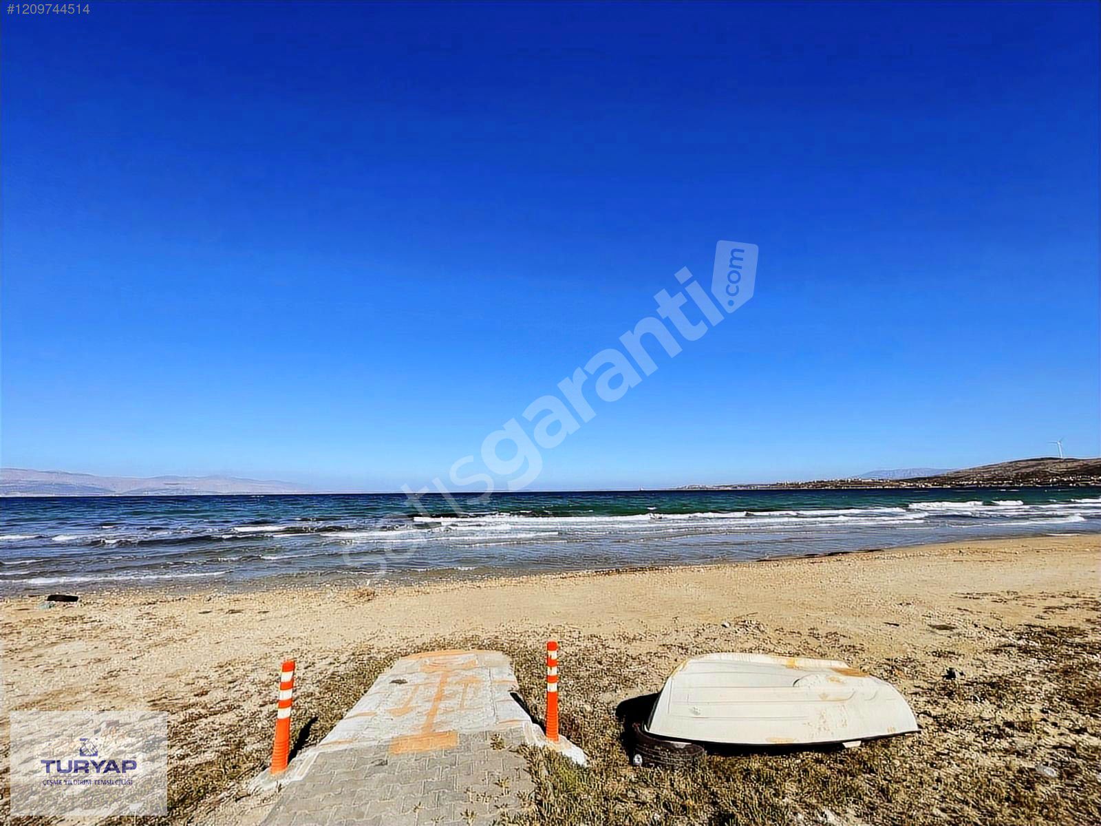 TURYAP ÇEŞME ÇİFTLİK'TE DENİZE SIFIR YATIRIMLIK_VİLLALIK ARSA