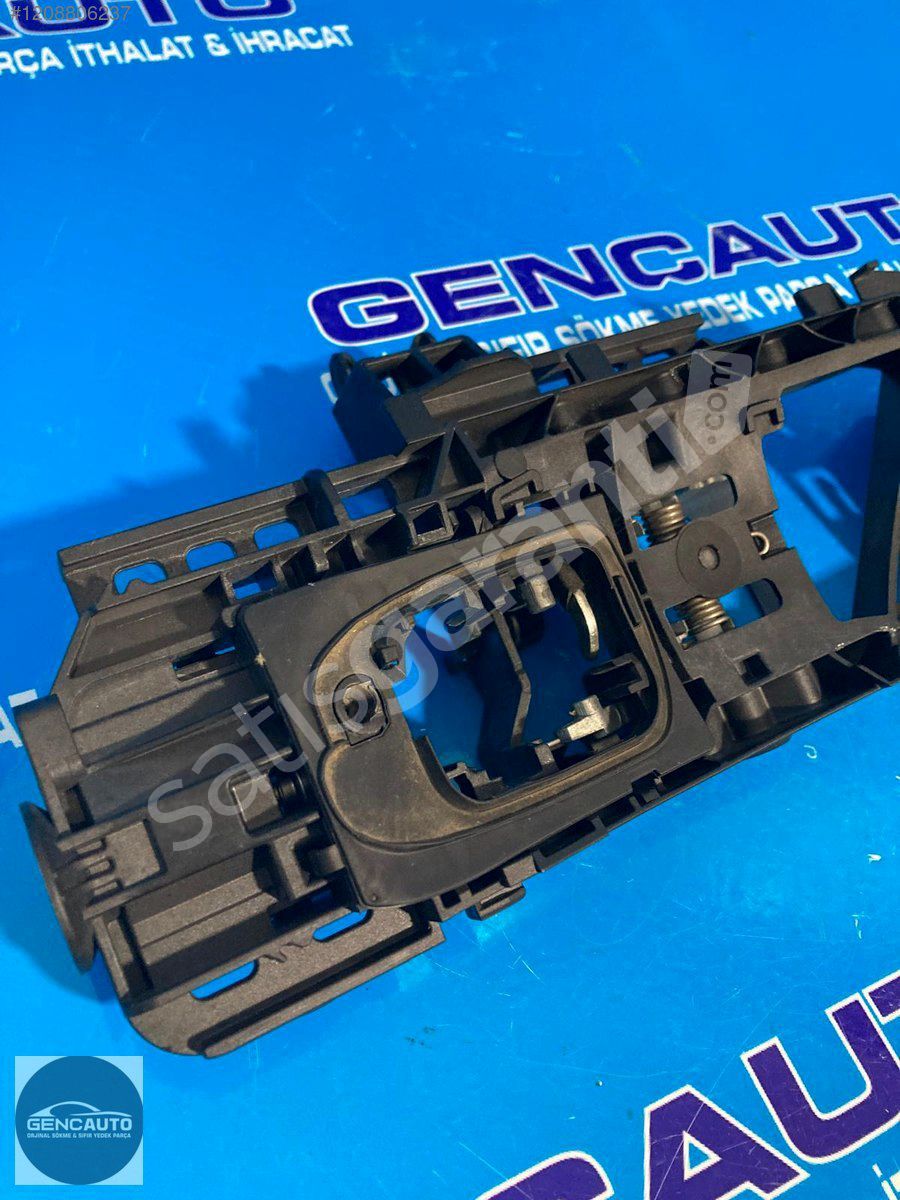 MERCEDES W118W177 KAPI KOLU İÇ BRAKETİ SÖKMEORJ A0997601702 SOL