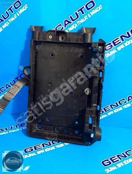 MERCEDES W118 CLA AKÜ ALT TABLASI SÖKME ORJİNAL OEM A1776204201