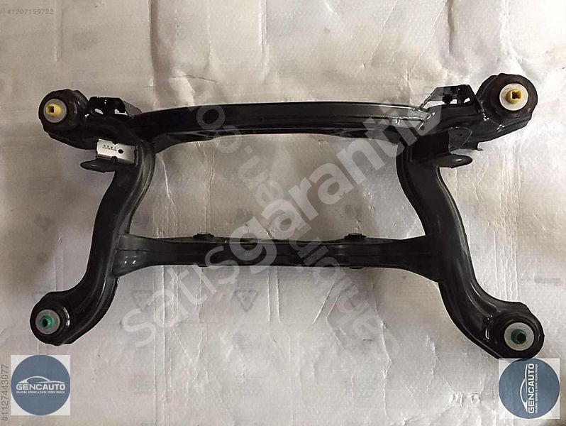 MERCEDES W118 CLA ARKA TRAVERS SÖKME ORJİNAL OEM A2473510401
