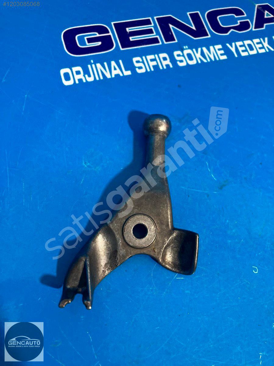 MERCEDES W204 CKASA MOTOR İÇİ MONTAJ BRAKETİ A6460780641