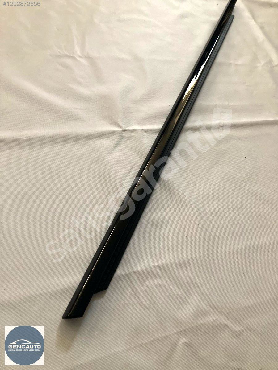 BMW G20 KAPI CAM SIYIRICI ÇITASI SIFIR ORJ 51337465152 PİANBLACK