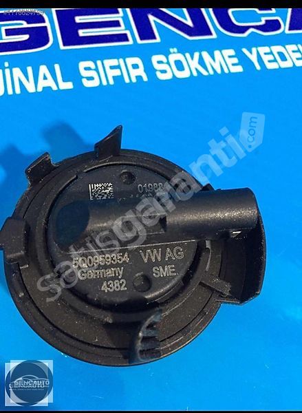AUDİ A4 A5 Q7 DARBE SENSÖRÜ KAPI SIFIR ORJİNAL OEM 5Q0959354