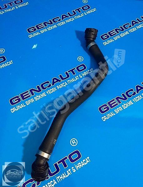MERCEDES CLA W118 RADYATÖR SU BORUSU SÖKME ORJ OEM A2475010158