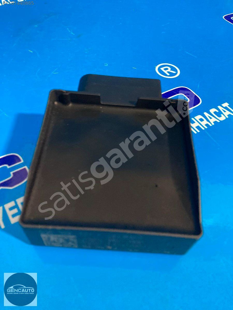 VW PASSAT GOLF 7 YAKIT PAMPA KONTROL ÜNİT SÖKME ORJ 5Q0906121 F