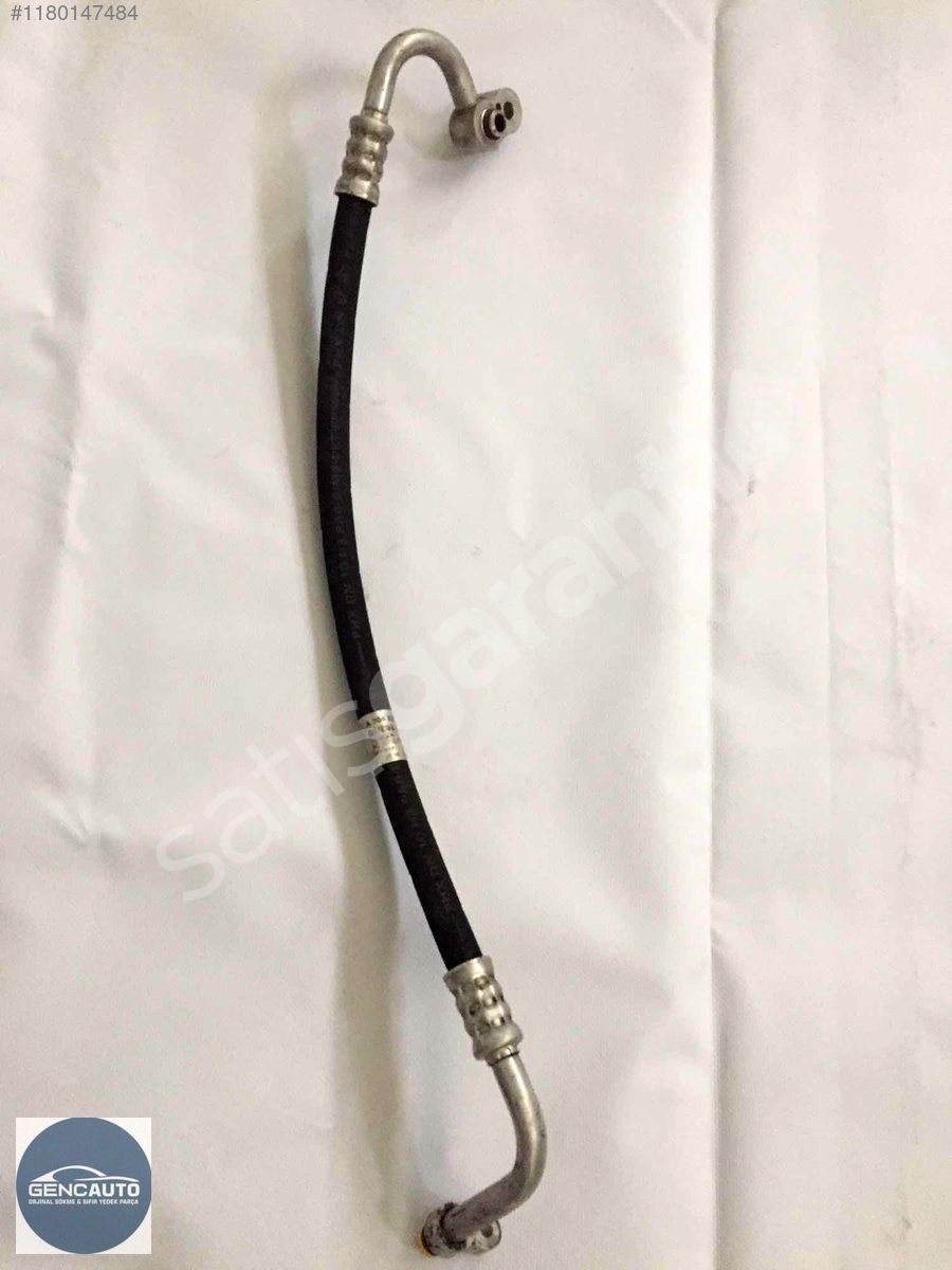 MERCEDES W204 C CLAS KLİMA BORUSU SÖKME ORJİNAL OEM A2048300615