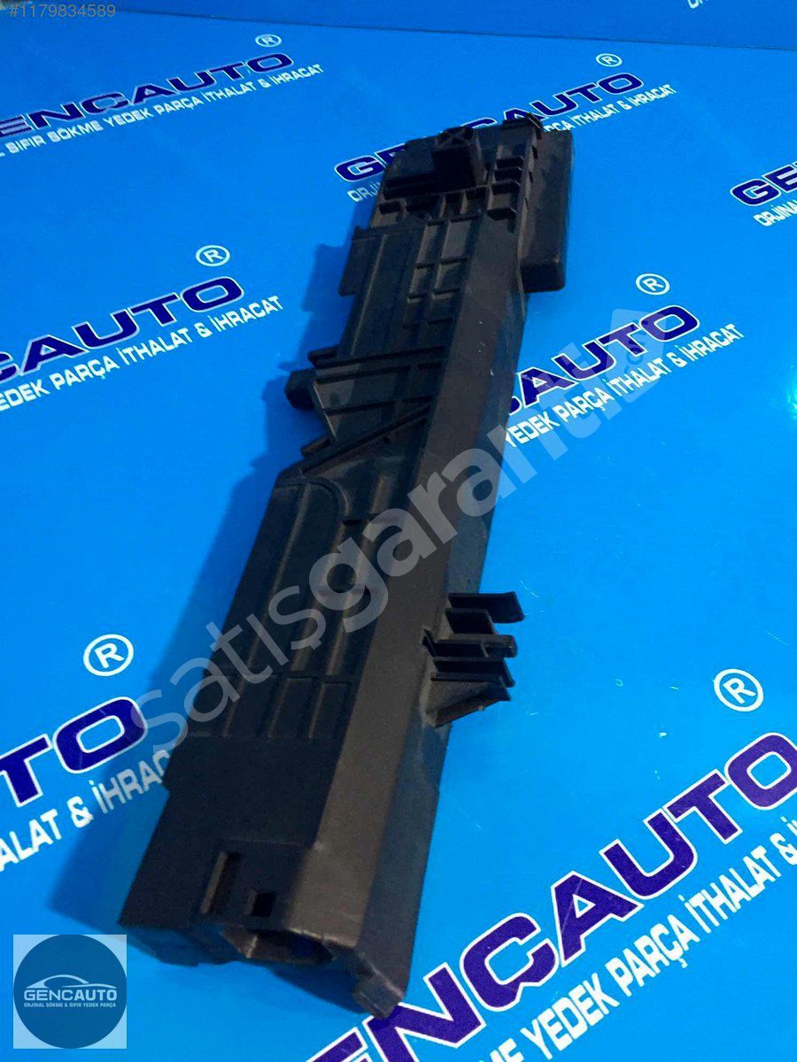 BMW F20 F30 RADYATÖR YAN BAKALİTİ SOL SIFIR İTH OEM 17117600536