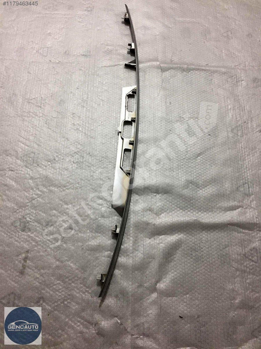 RANGE ROVER SPORT BAGAJ KAPAĞI NİKELAJI SÖKME ORJ OEM LR048899