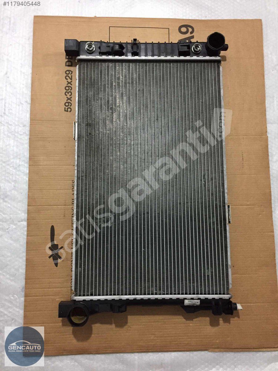 MERCEDES W209 CLK SU RADYATÖRÜ SÖKME ORJİNAL OEM A2035000503