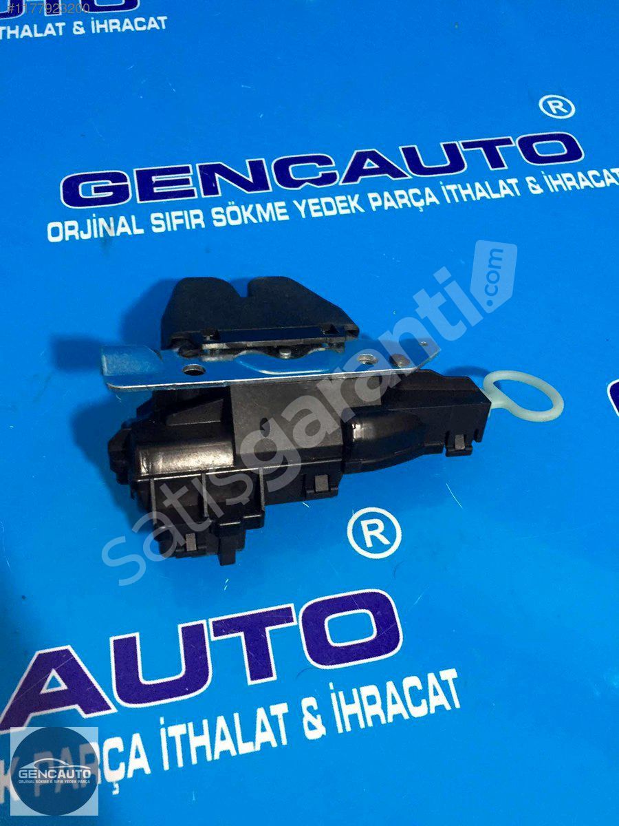 MERCEDES W117 CLA BAGAJ KİLİDİ SÖKME ORJİNAL OEM A1177500085