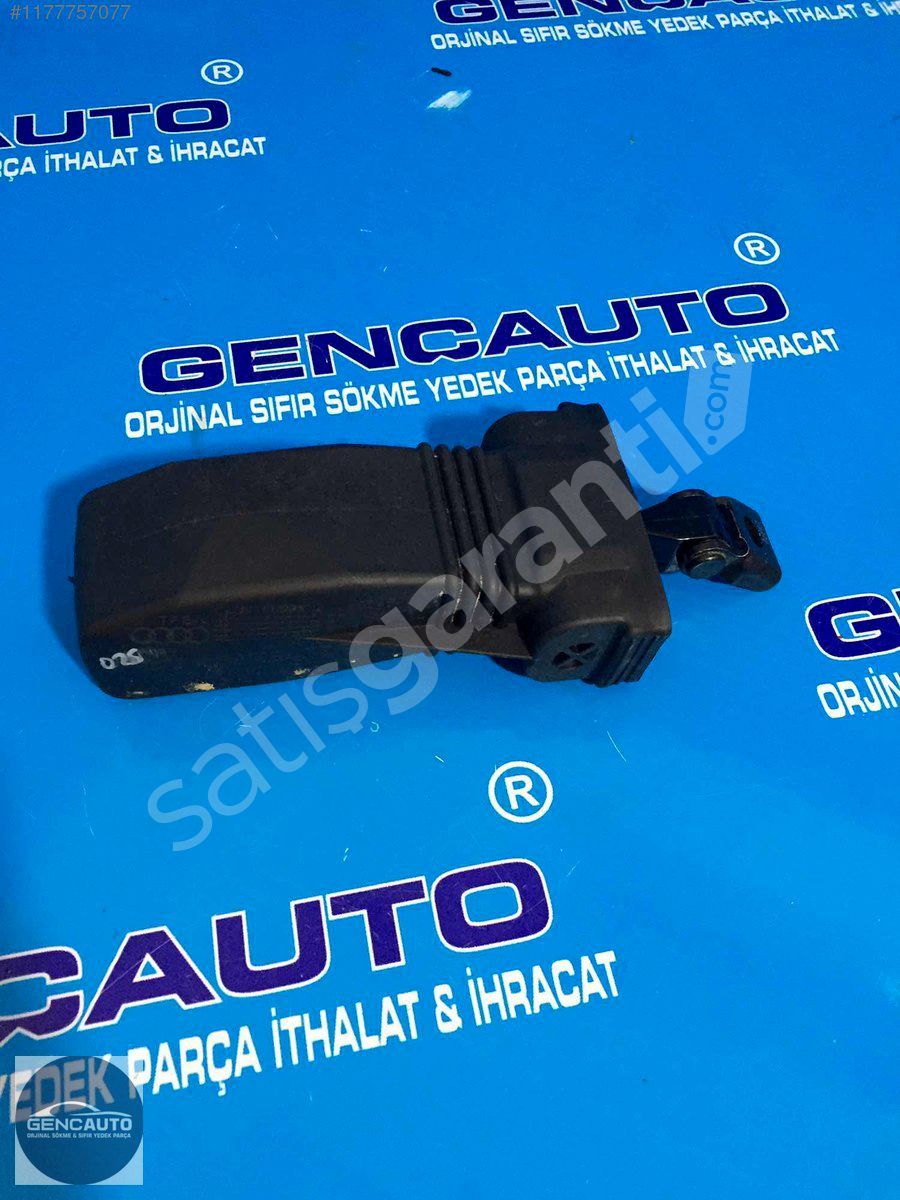 AUDİ A5 SPORTBACK KAPI GERGİSİ ÖN SIFIR ORJİNAL OEM 8W8837267