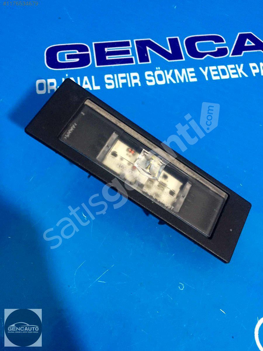 BMW E87 PLAKA LAMBASI LED SÖKME ORJİNAL OEM 63267193294