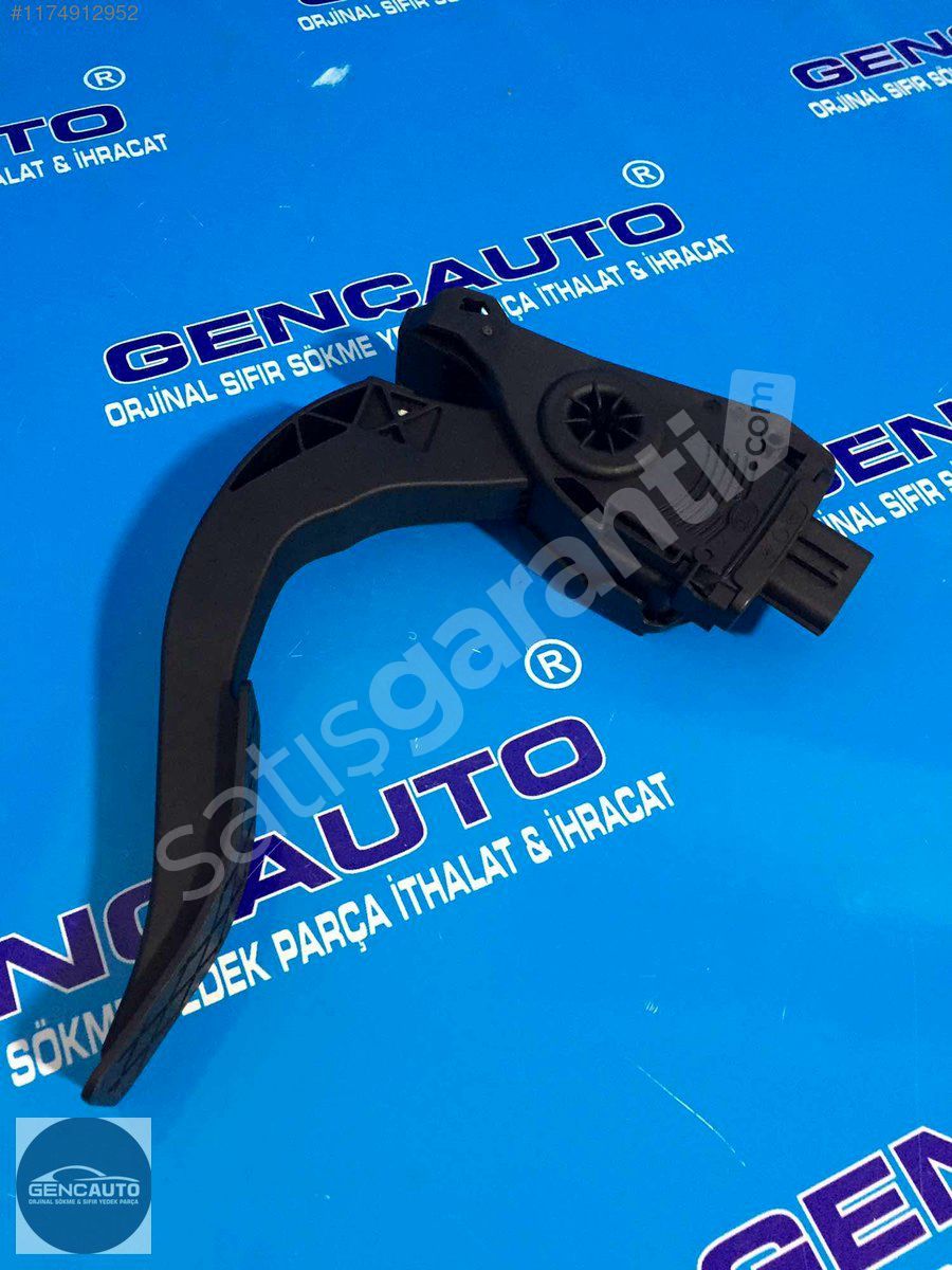 AUDİ A4 A5 A6 GAZ PEDALI SIFIR ORJİNAL OEM 8K1723523 A