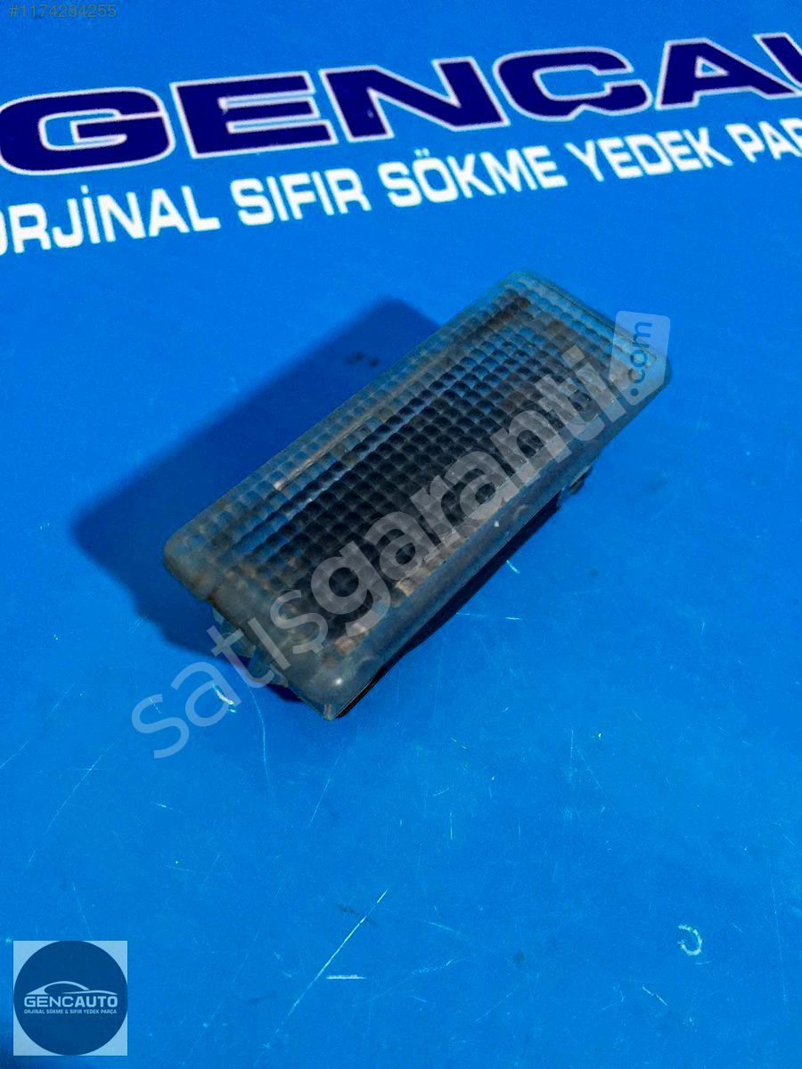 MERCEDES W212 E KAPI DÖŞEME İÇ AYDINLATMA SÖKME ORJ A0028201401