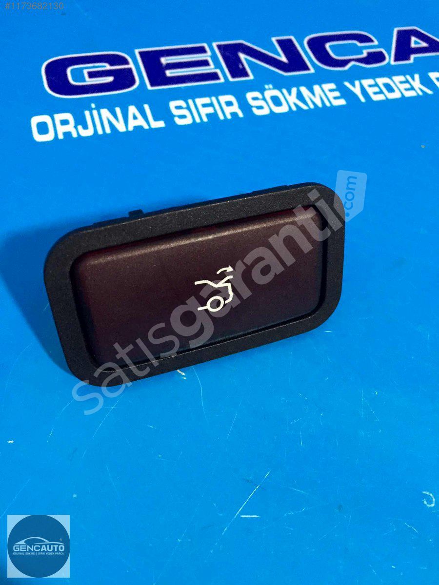 MERCEDES W219 CLS BAGAJ AÇMA DÜĞMESİ SÖKME ORJ OEM A2208217251