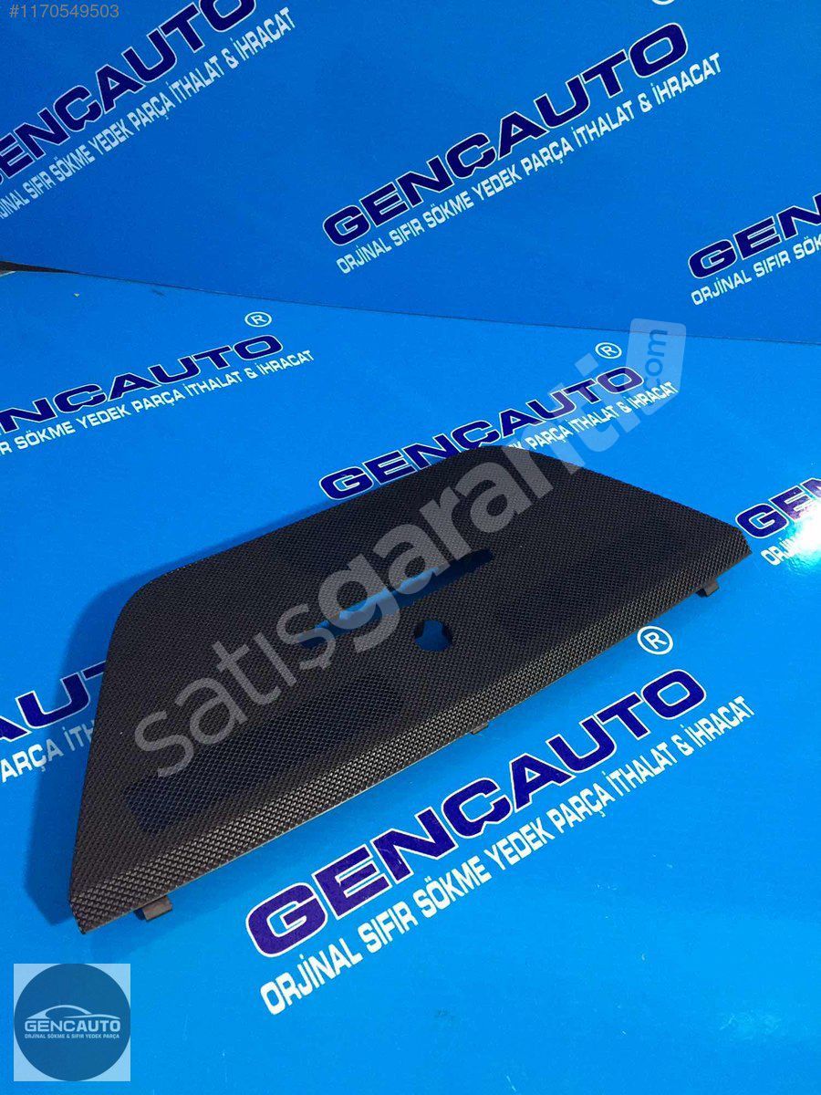 MERCEDES W204 C CLAS TORPİDO ÜST IZGARASI SIFIR ORJ A2046802389
