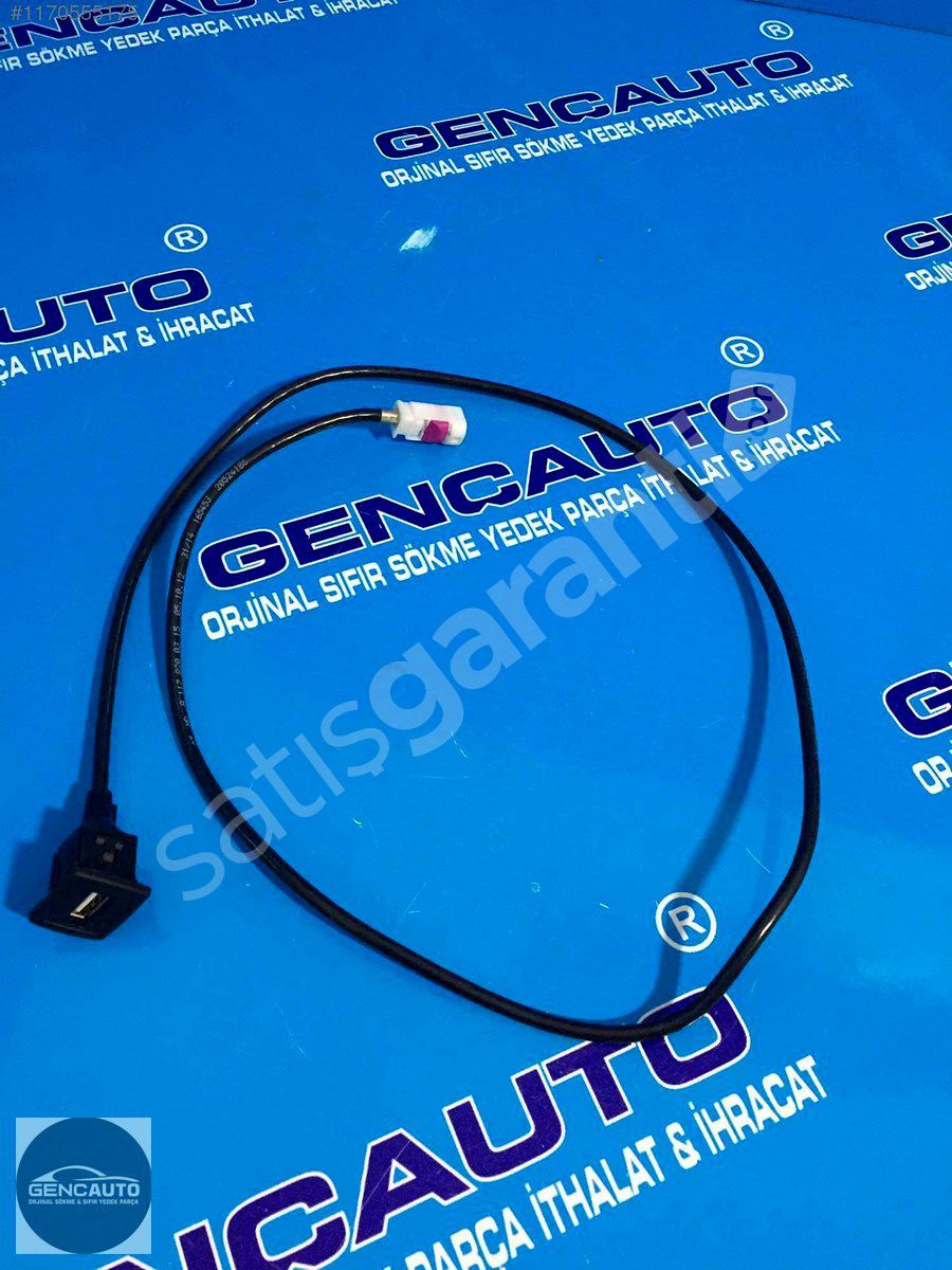 MERCEDES W117 CLA MEDİA OYNATICI USB SÖKME ORJİNAL A1178200315