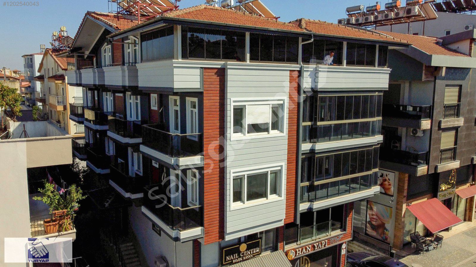 MANAVGAT MERKEZDE SATILIK KOMPLE BİNA