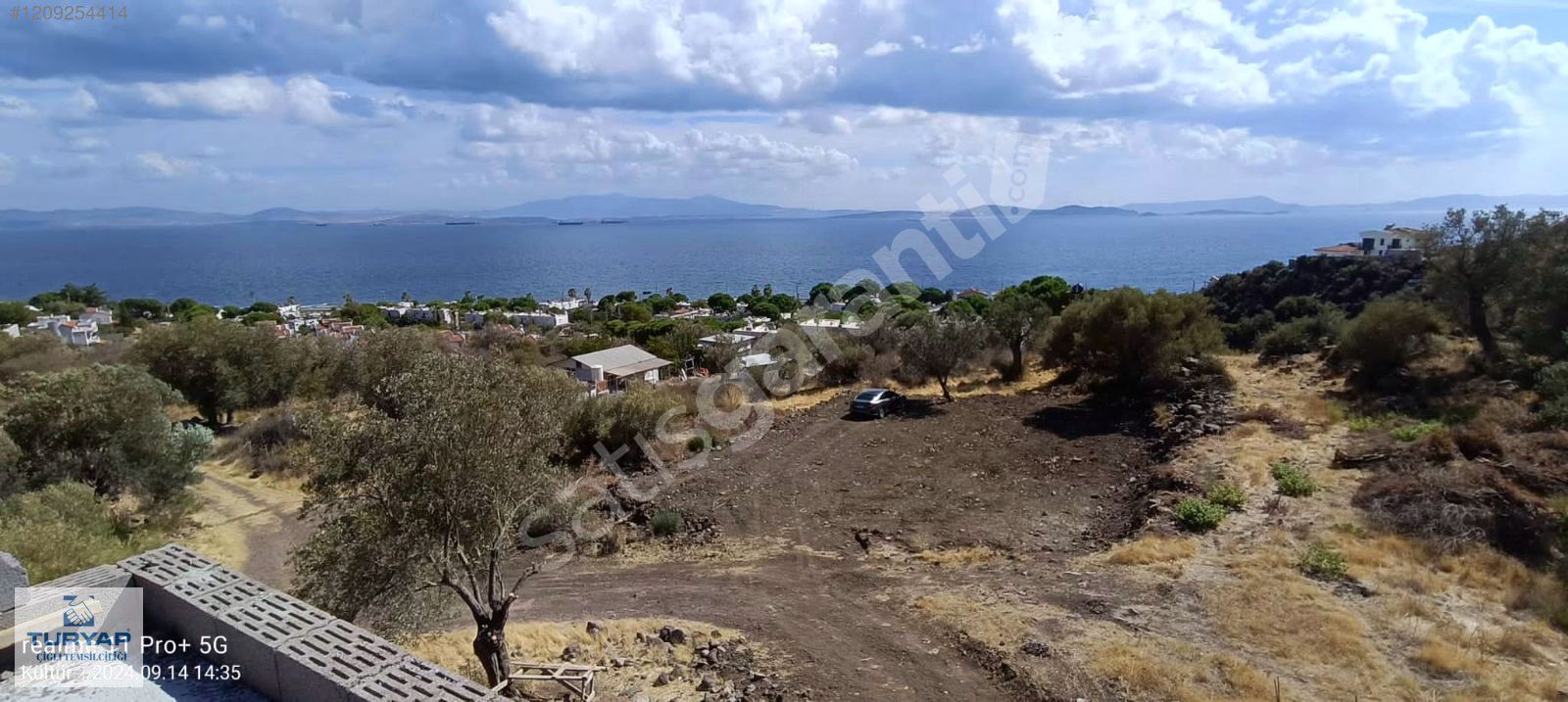 Dikili Çandarlı Mahallesi'nde Satılık Villa İmarlı Arsa
