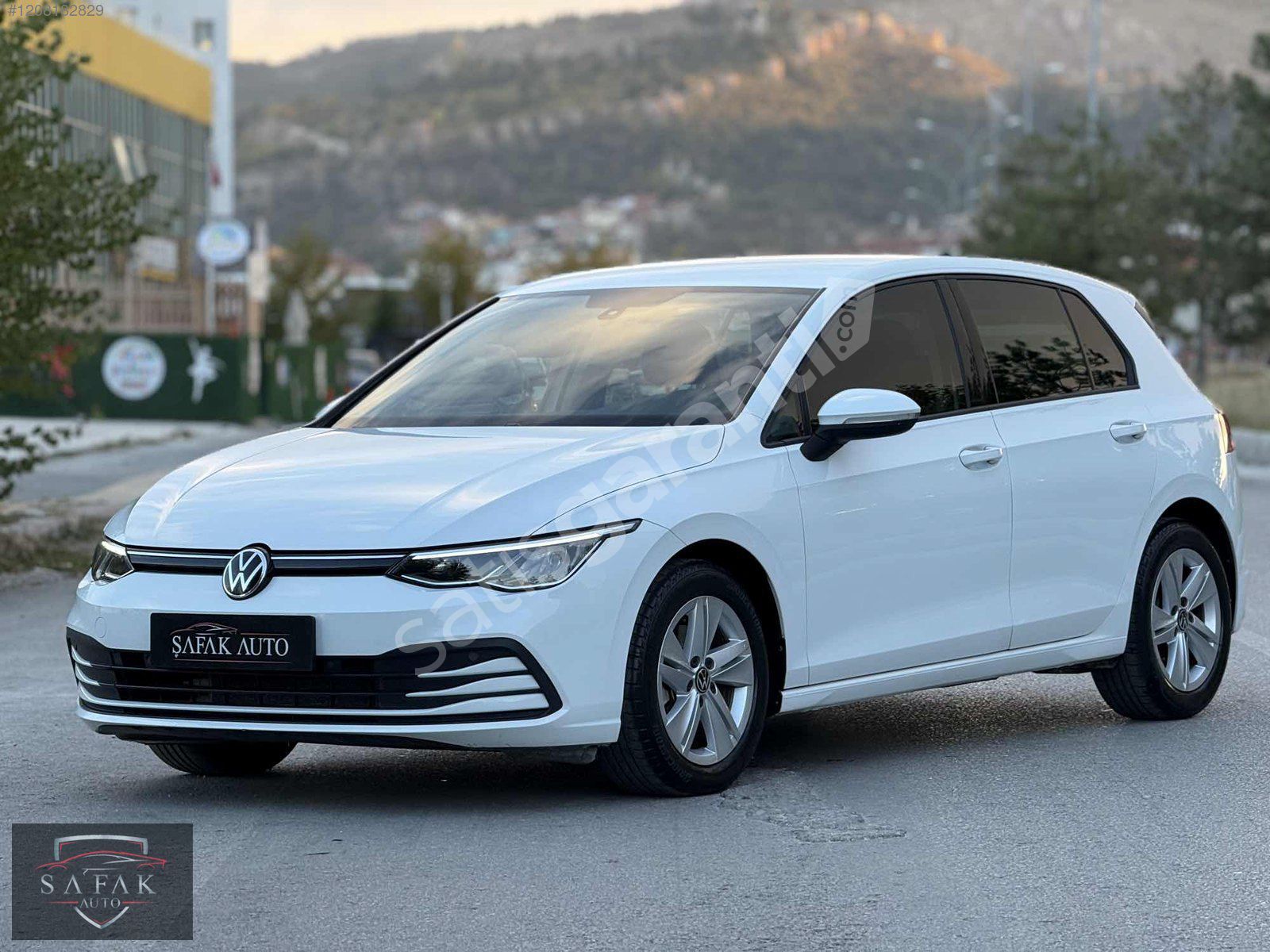 ŞAFAK AUTO'DAN HATASIZ BOYASIZ 2022 1.0 TSI GOLF 18 BİN KM'DE