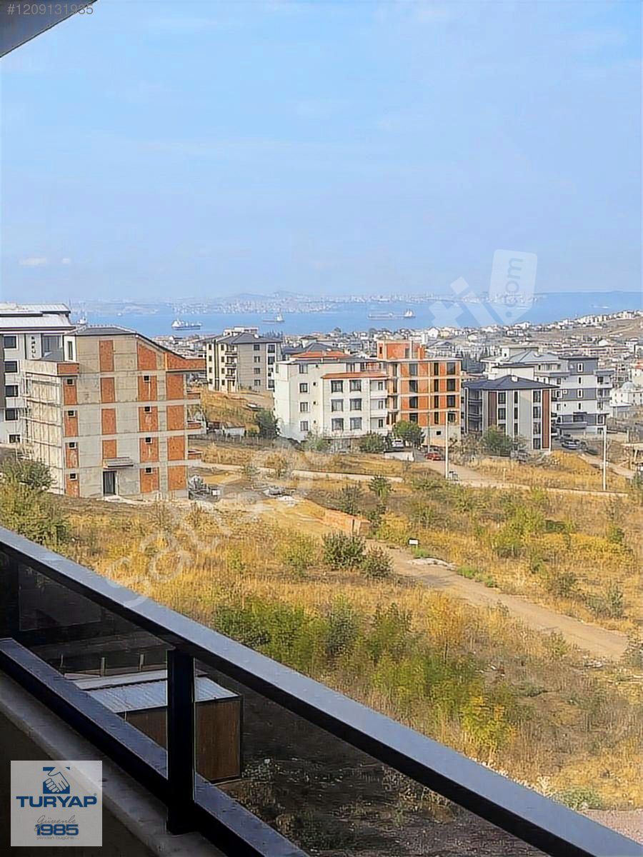 YALOVA Çiftlikköy Bayrak tepede Deniz ve doğa manzaralı satılık
