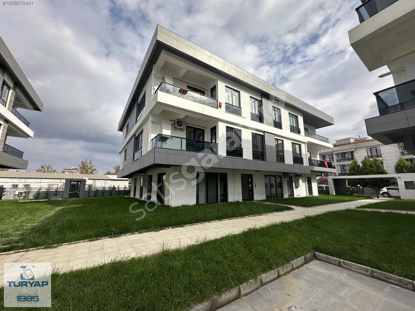 TURYAP SONER'DEN SATILIK SİTE İÇİ LÜKS 3+1 DAİRE