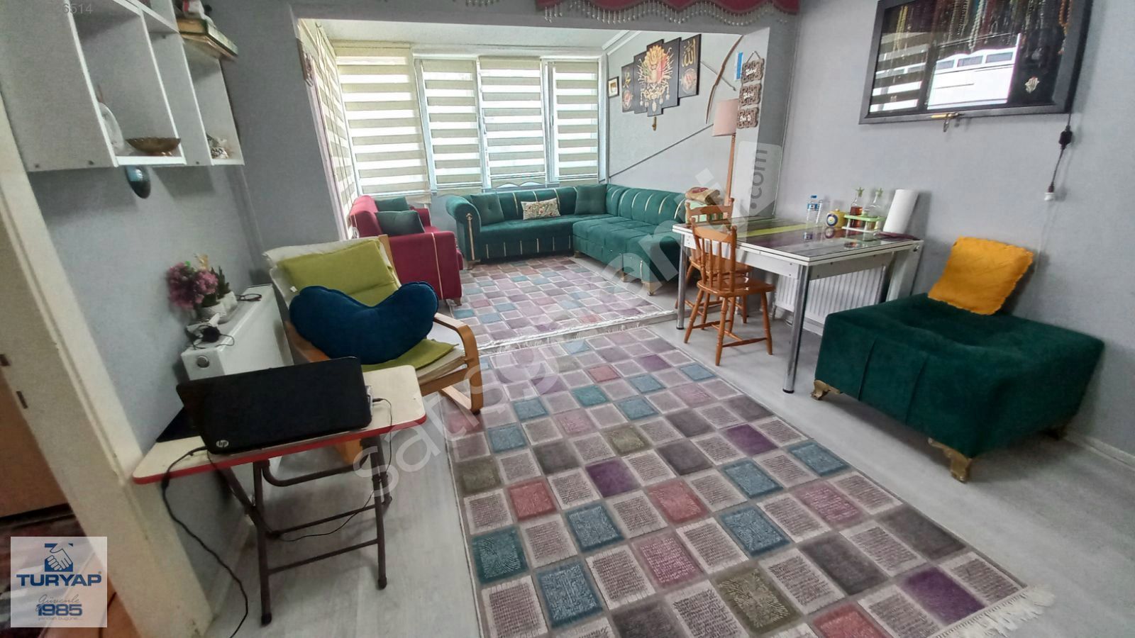 TURYAP SELVİ'DEN ÇINARCIK MERKEZDE EŞYALI SATILIK DAİRE