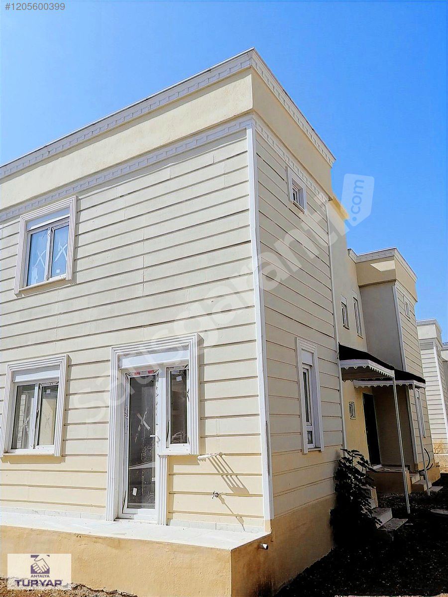 ANTALYA DÖŞEMEALTI BADEMAĞACI SATLK ARSA FİYATINA 2+1 İKİZ VİLLA