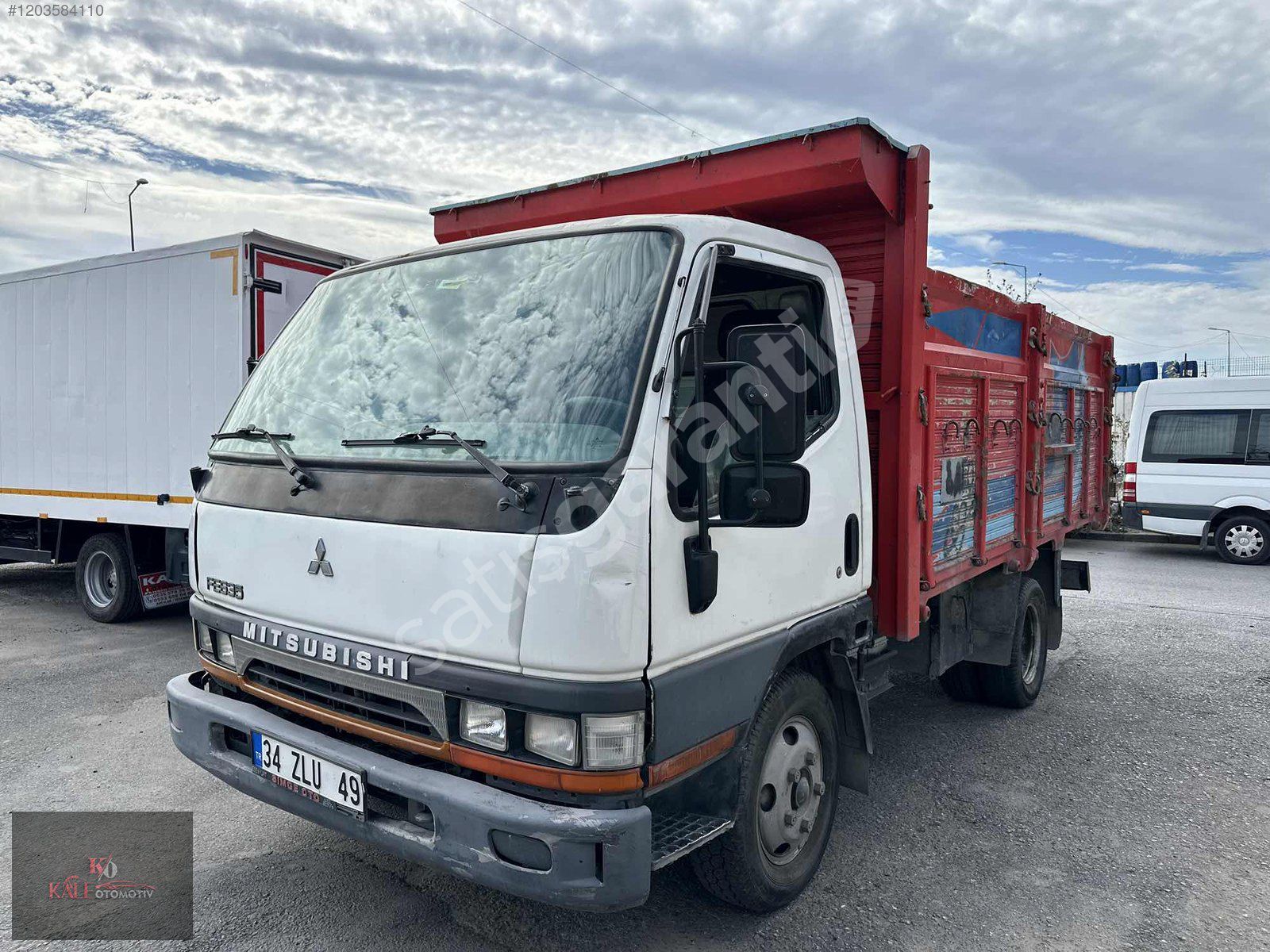 KALE OTOMOTİV'DEN FE635 ACIK AHSAP KASA KAMYONET 0*MUAYNE 2001