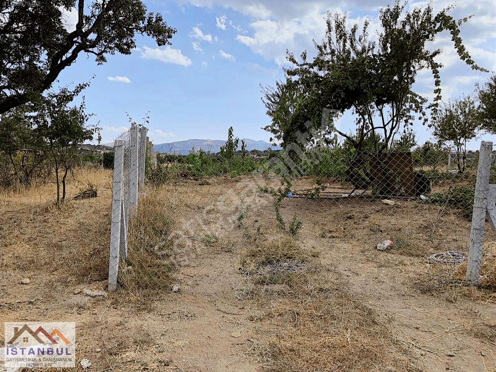 SÜTLECE DE SATILIK HAZIR BAHÇE 1.049m2