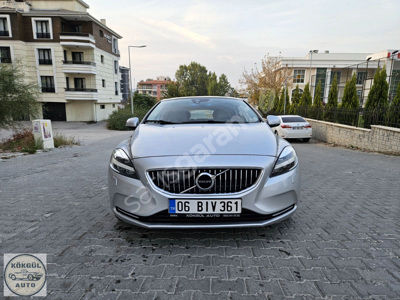 -KÖKGÜL AUTO- HATASIZ 2018 MODEL VOLVO V40 KREDİ KARTINA TAKSİT