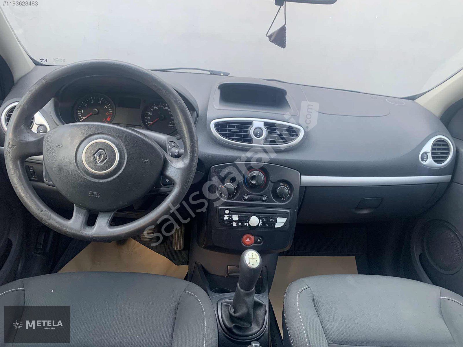 METELA OTOMOTİVDEN 2009 CLİO HB