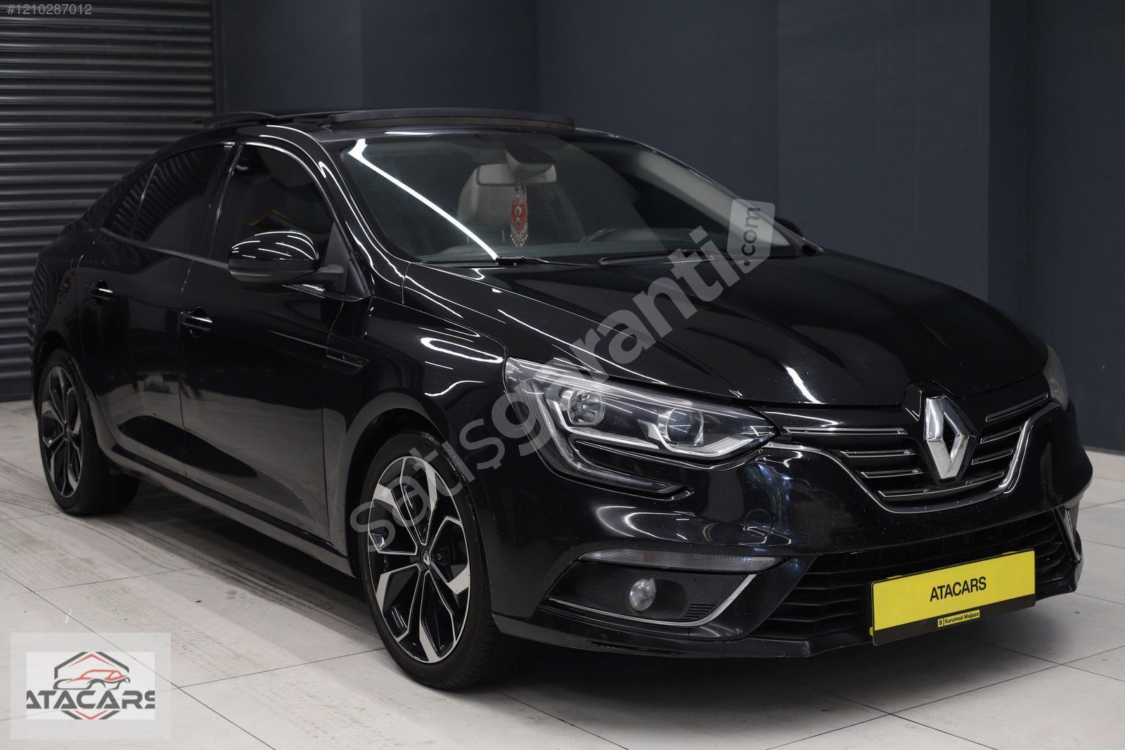 ATA-CARS MEGAN CAMTAVAN/İCON JANT DÜŞÜK KM 12 AY KREDİ KARTI
