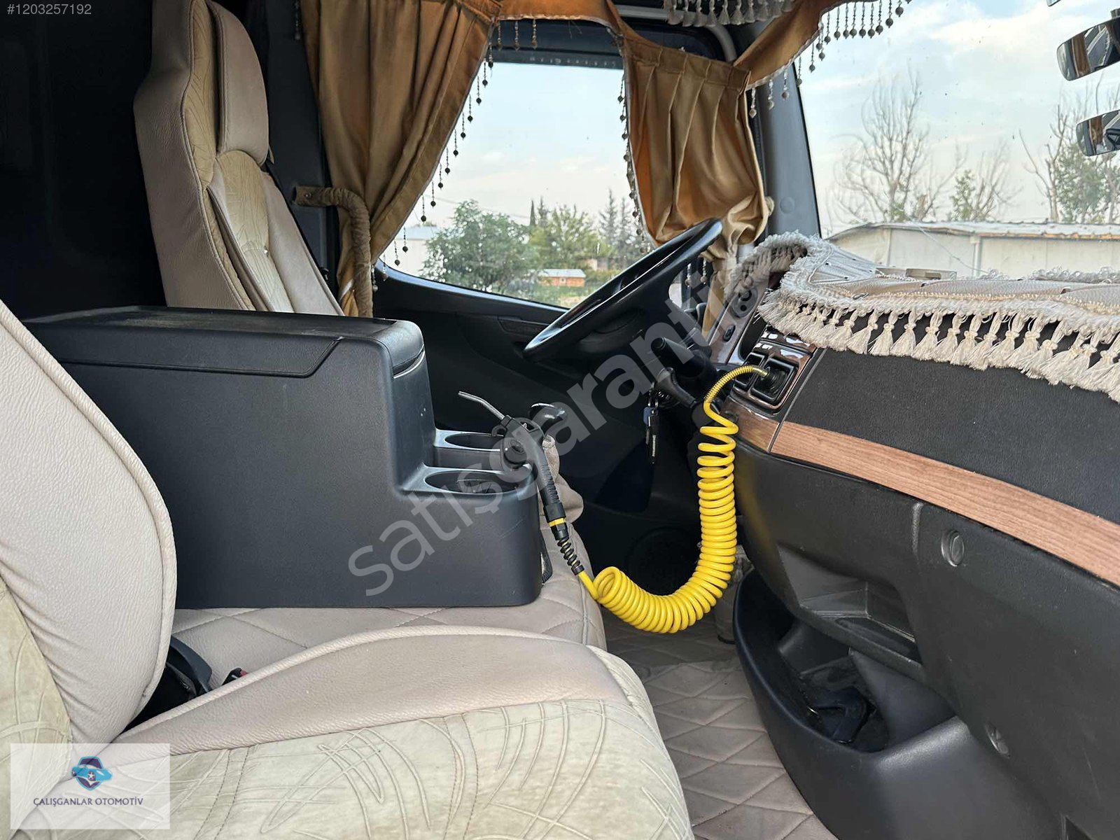 ÇALIŞGANLAR DAN 2015 MERCEDES ATEGO 1518 YATAKLI 6 TEKER