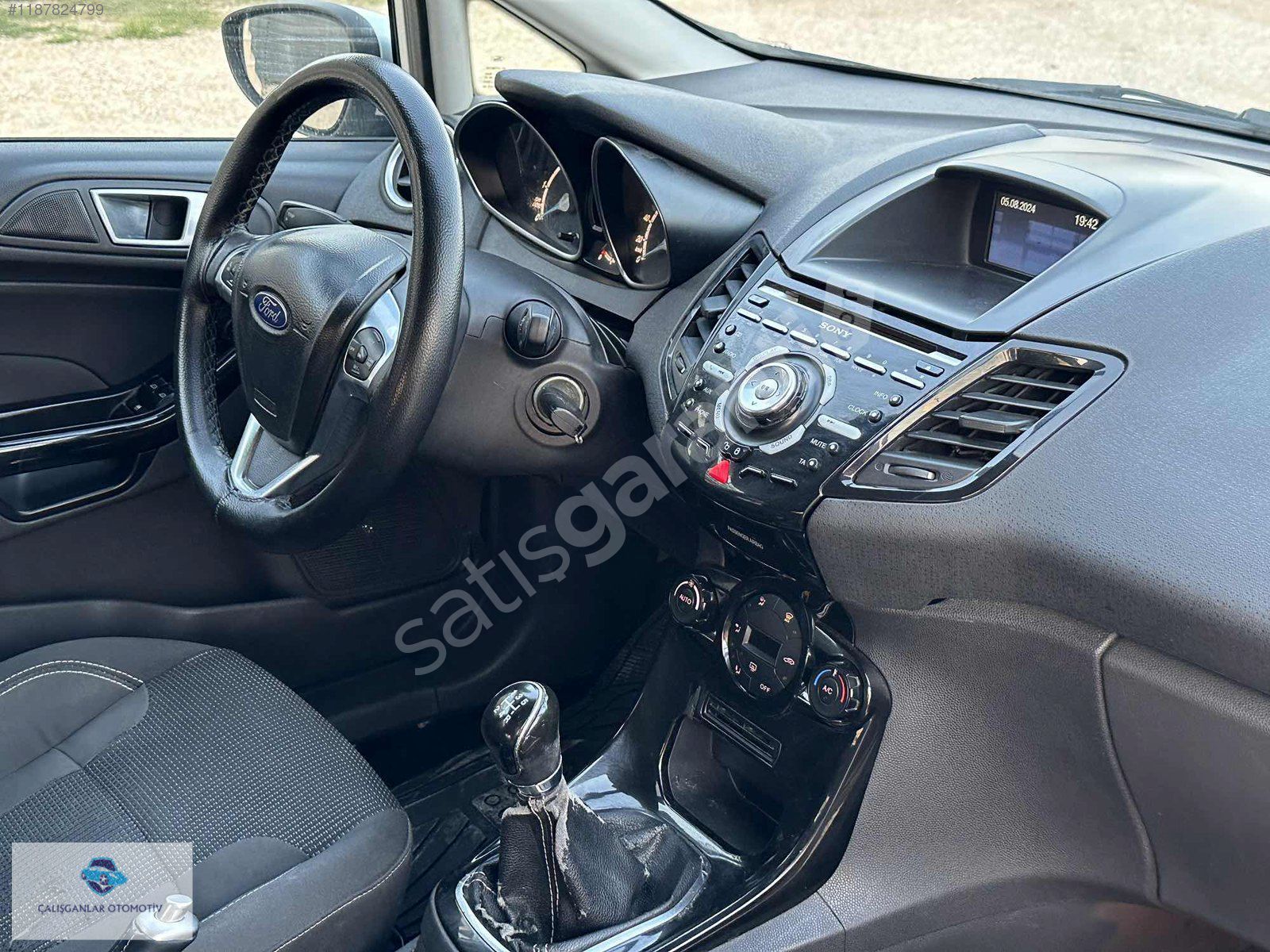 ÇALIŞGANLAR DAN 2015 Ford Fiesta 1.5TDCİ Titanium FULL PAKET