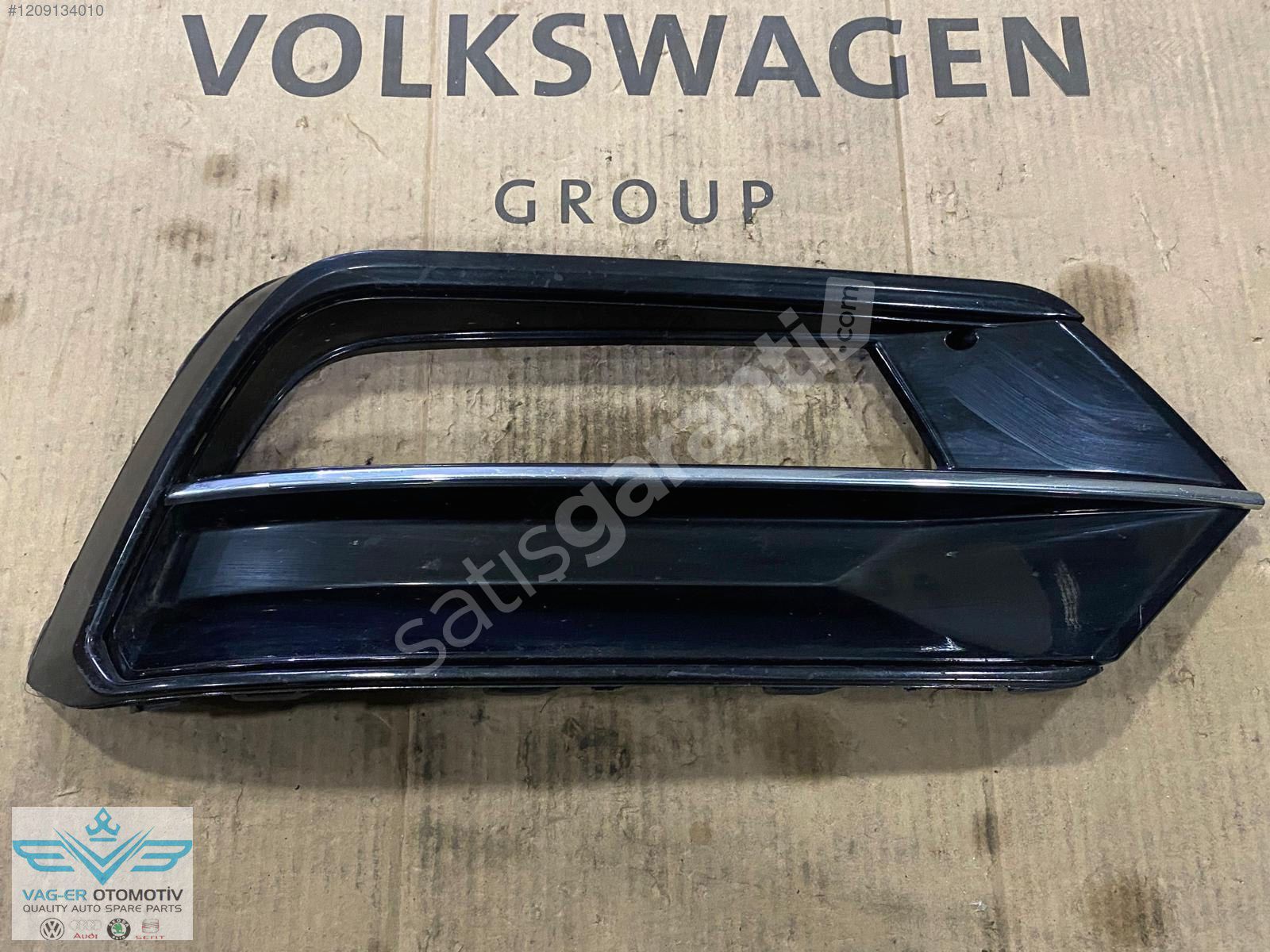 VW PASSAT B8 R LİNE 2015 MODEL SAĞ SİS KAPAĞI TAMPON IZGARASI