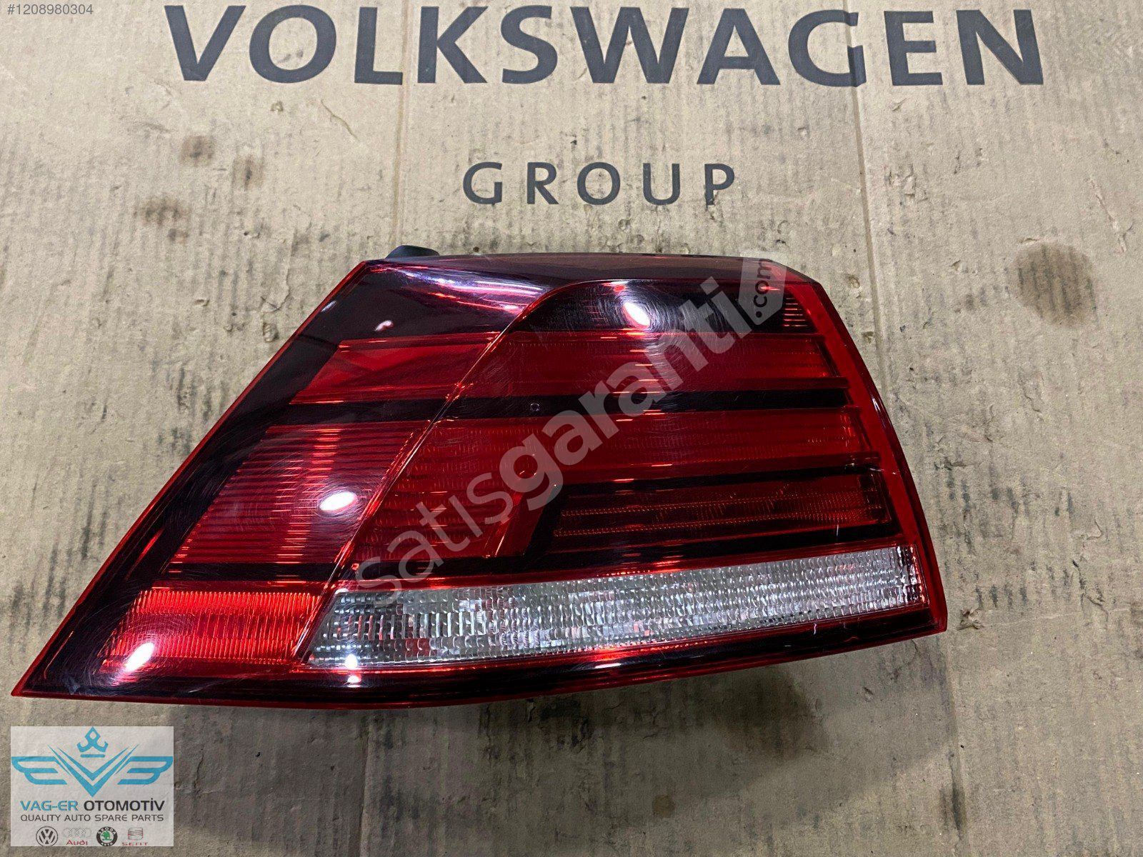 GOLF 7.5 ARKA SOL DIŞ STOP LAMBASI LEDLİ 5G0945095D / HATASIZ