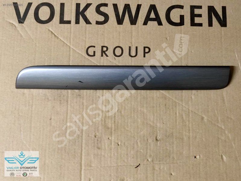 JETTA 2011-2014 SAĞ TORPİDO ÜSTÜ SÜS ÇITASI KAPLAMA 5C7858529D