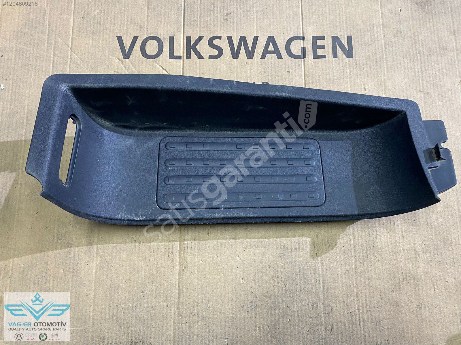 TRANSPORTER T6 2010-2011 AYAK BASAMAK KAPLAMASI 7H5863735D