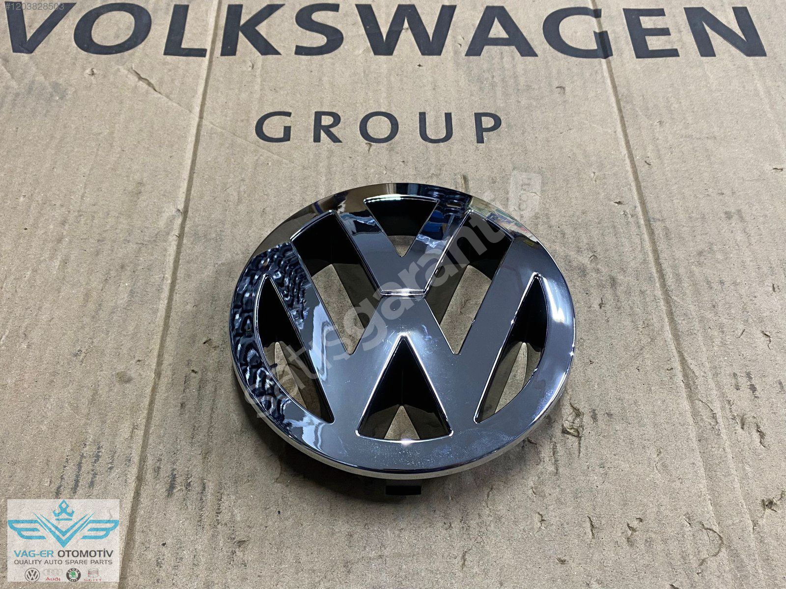 VW TOUAREG 2003-2007 ÖN PANJUR ARMASI LOGOSU ARMA 7L6853601A