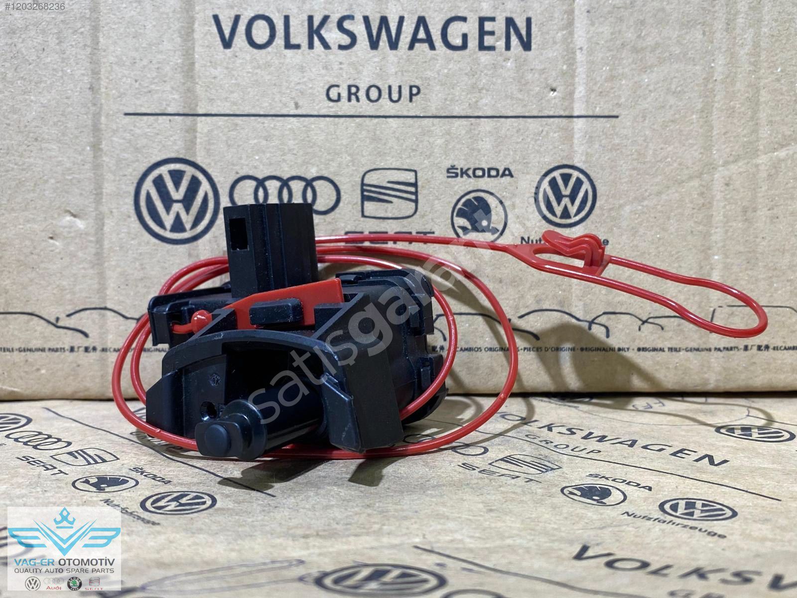 OCTAVİA 2013-2021 YAKIT DEPO KAPAĞ KİLİT KİLİD MOTORU 7P0810773B