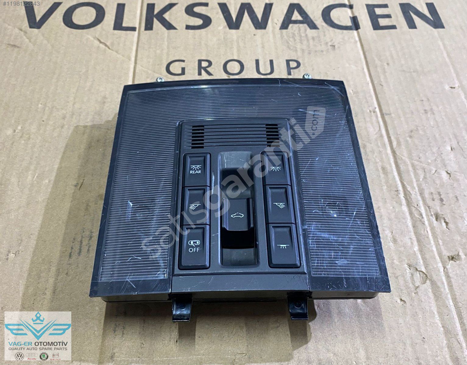 PASSAT B8.5 2019-2023 ÖN TAVAN AYDINLATMASI LAMBASI 3G0947105E S