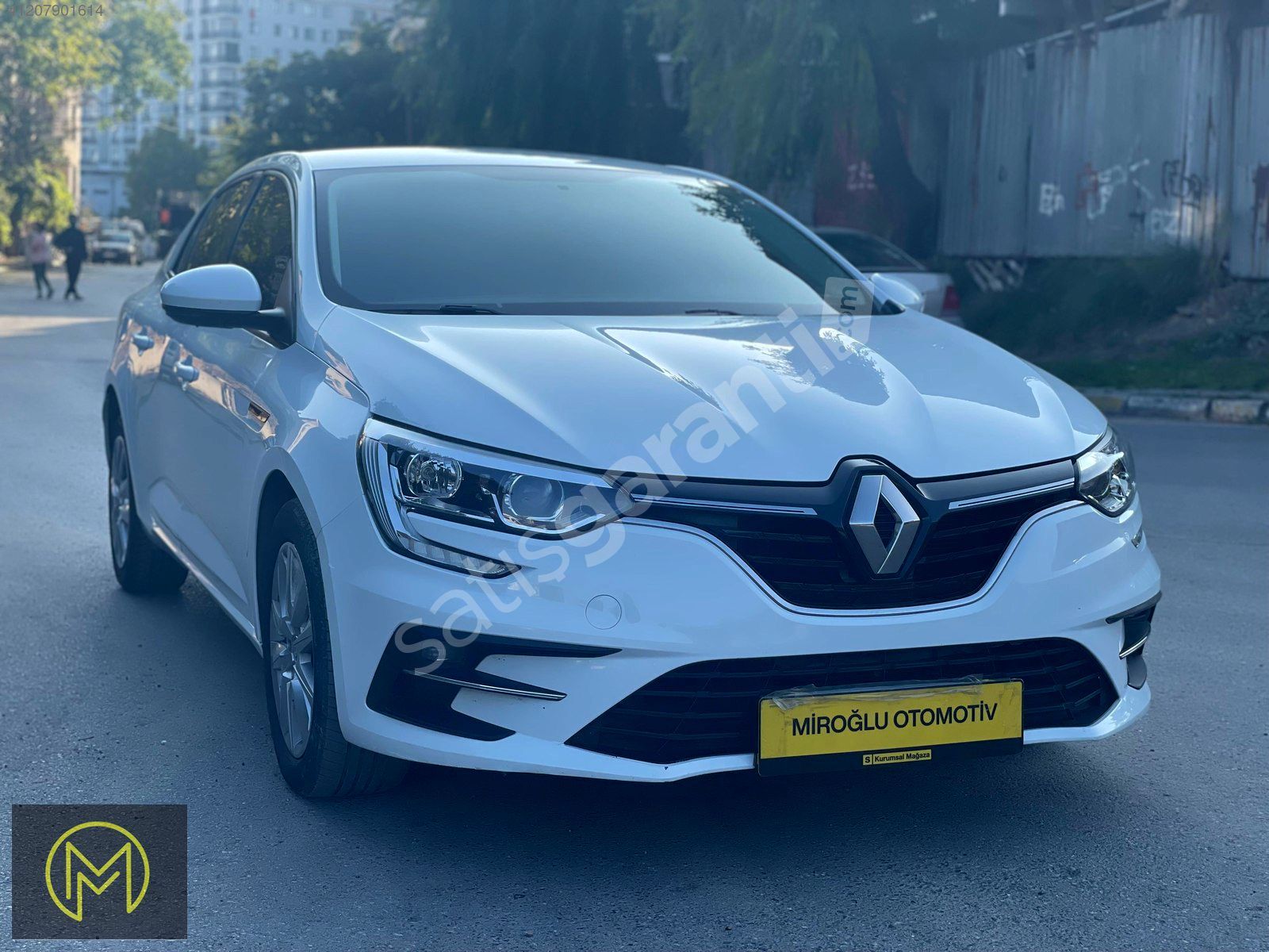 %30 PEŞİNATLA ELDEN SENETLİ 1.73 VADE FARKI İLE RENAULT MEGANE